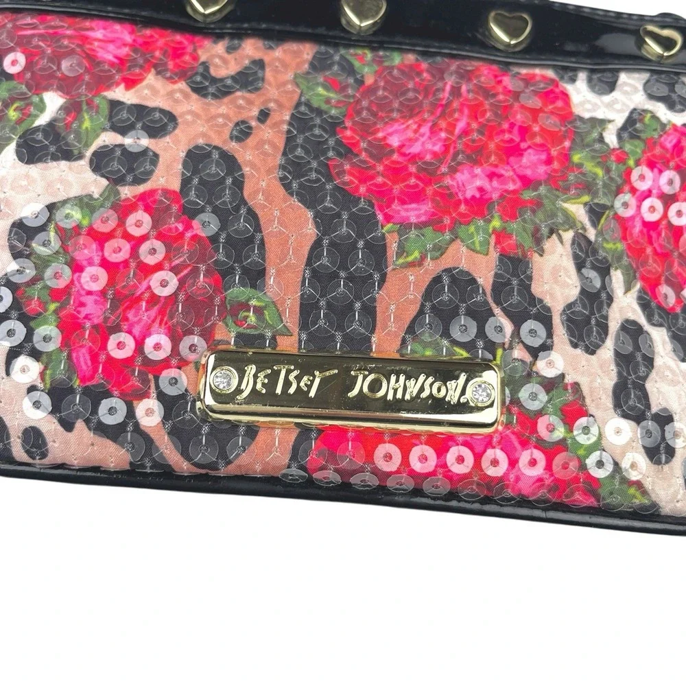 Betsey Johnson Betseyville Wristlet Sequin‎ Cheetah Blossom Bag No Strap